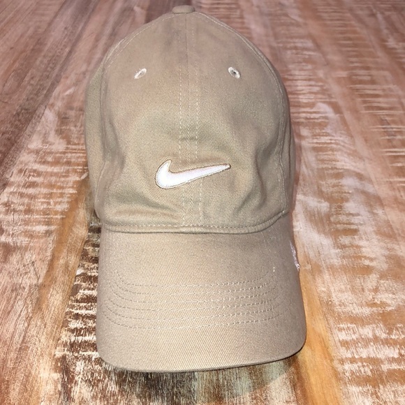khaki nike cap
